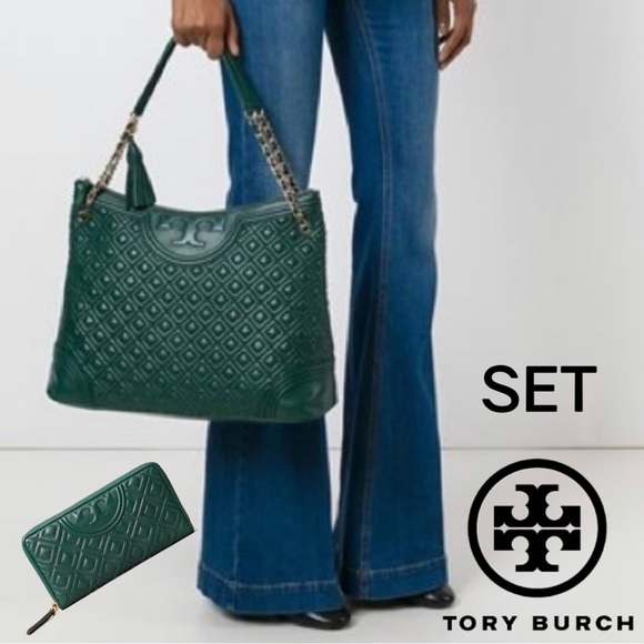 Tory Burch Handbags - TORY BURCH Fleming Quilted Leather Tote AND wallet SET🎄in Norwood Green 05/16